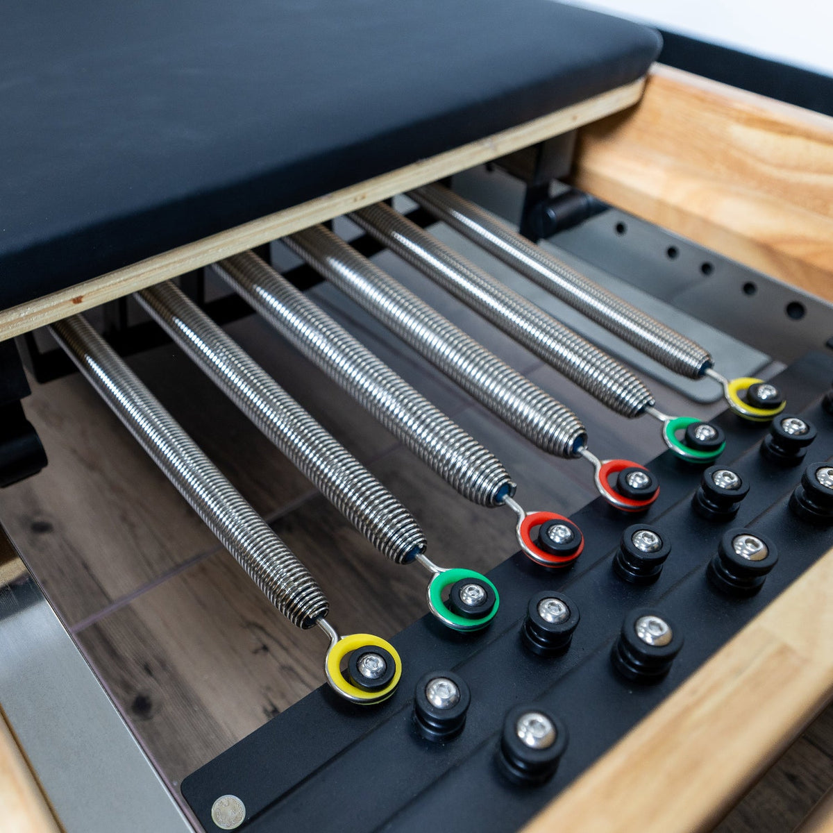 Nano Pro Max Studio Pilates Reformer