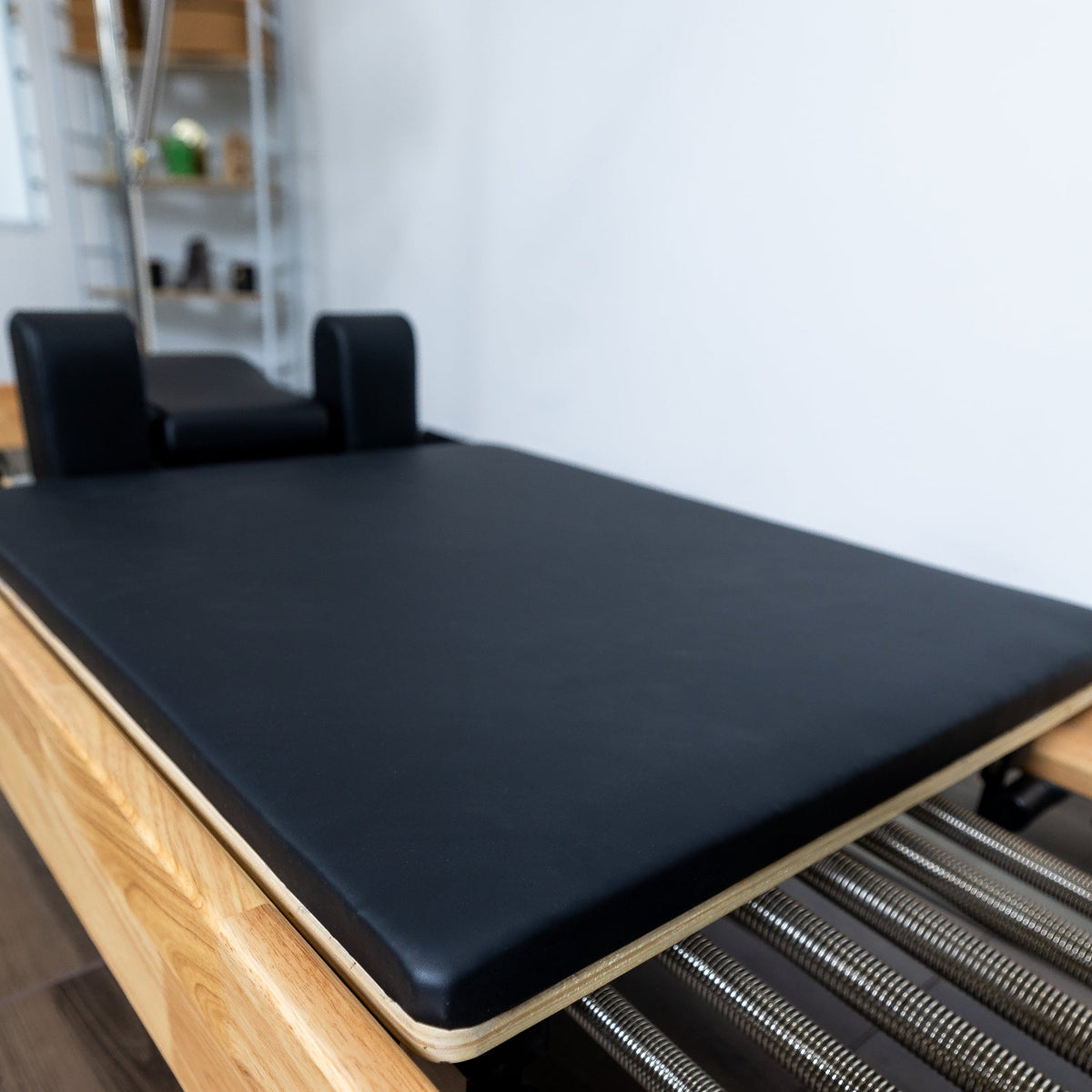 Nano Pro Max Studio Pilates Reformer